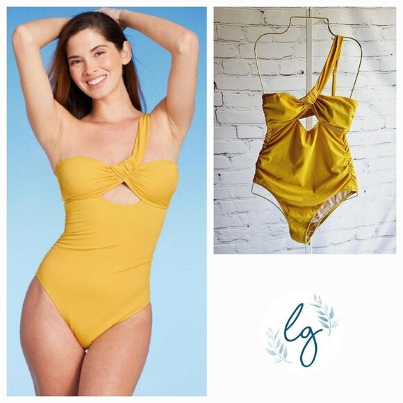 Shade & Shore Other - Shade & Shore Women's Asymmetric Twist One Piece Swimsuit BT7-BO